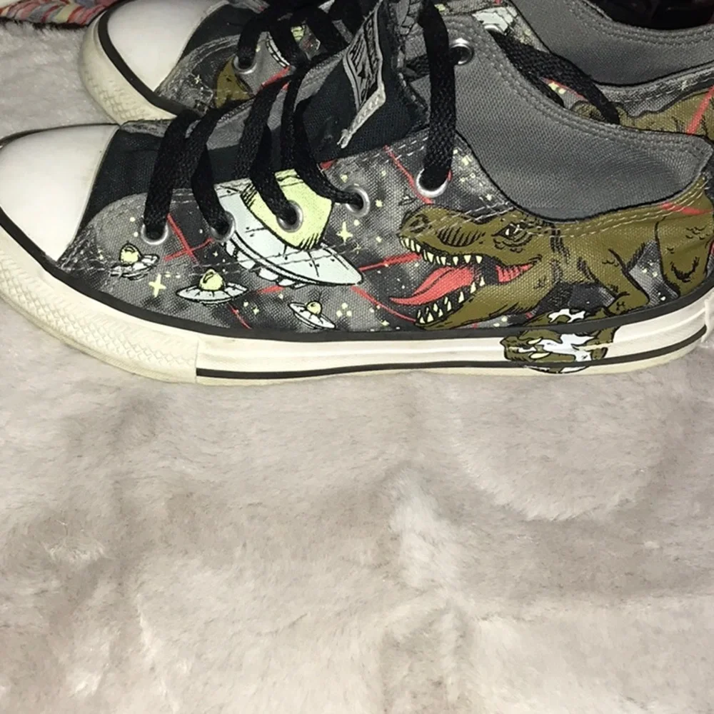 Converse - Picture 4 of 5